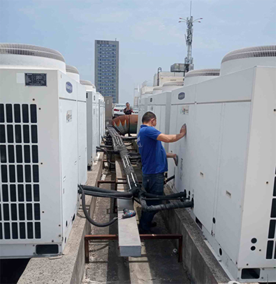 双湖中央空调制热和不制冷系统维修方法