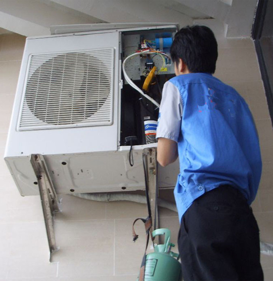 双湖空调开机无反应维修